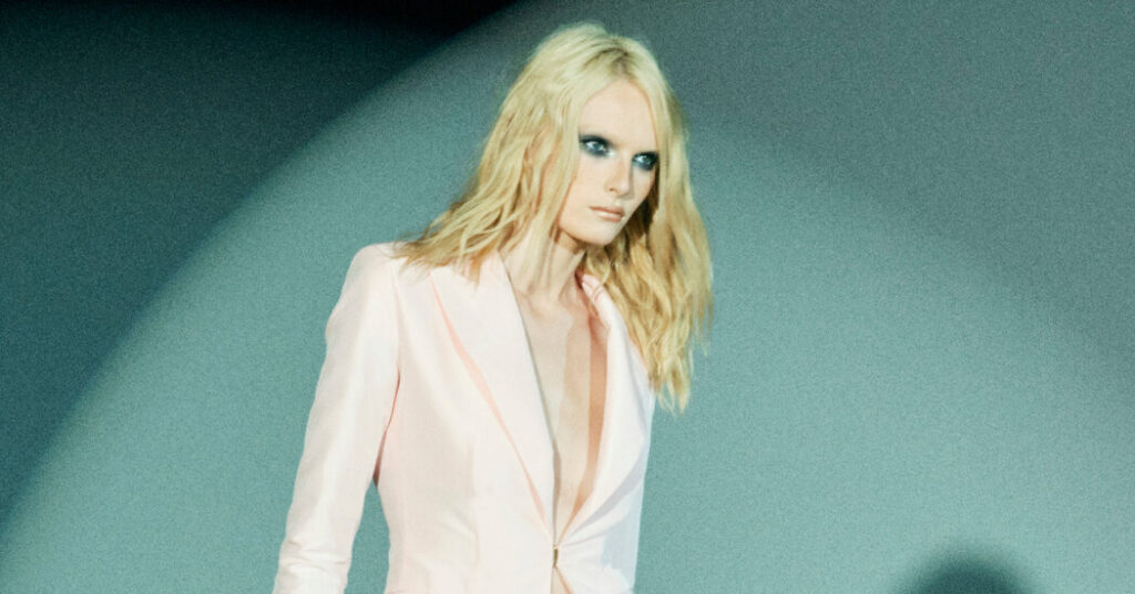 At Gucci, Demna Brings Back the Tom Ford Era