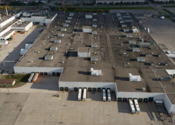 Canada Declares Stellantis in Default for Moving Jeep Production to U.S.