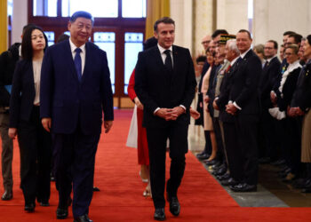 Macron Urges Xi to Help End War in Ukraine