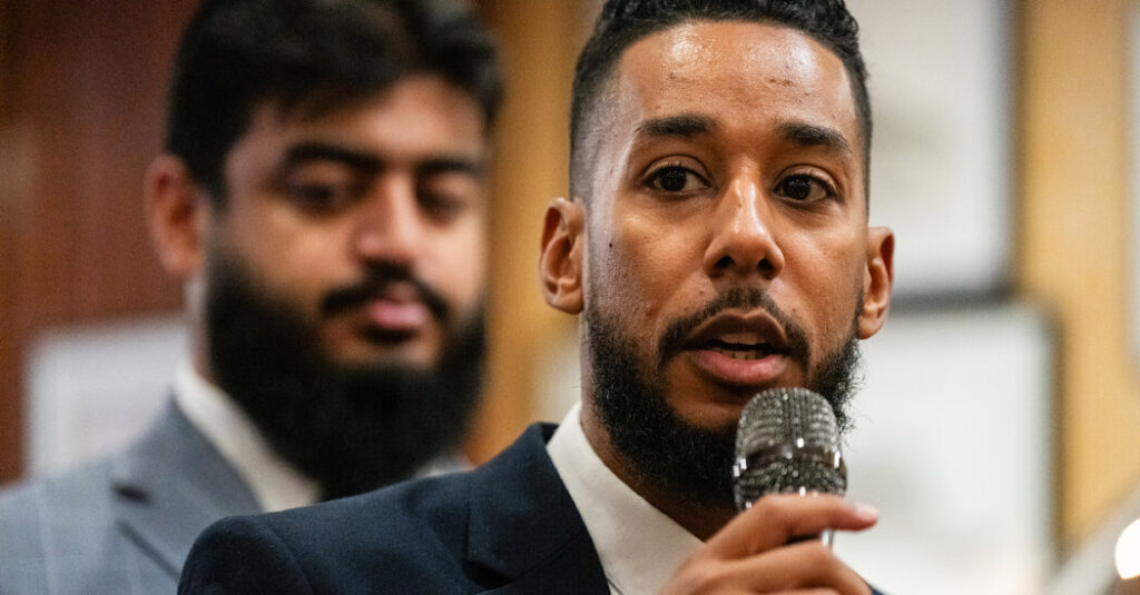 Brooklyn Borough President Will Run for House Seat as Socialists Circle