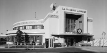 A LaGuardia Terminal That Recalls the Glory Days of Air Travel