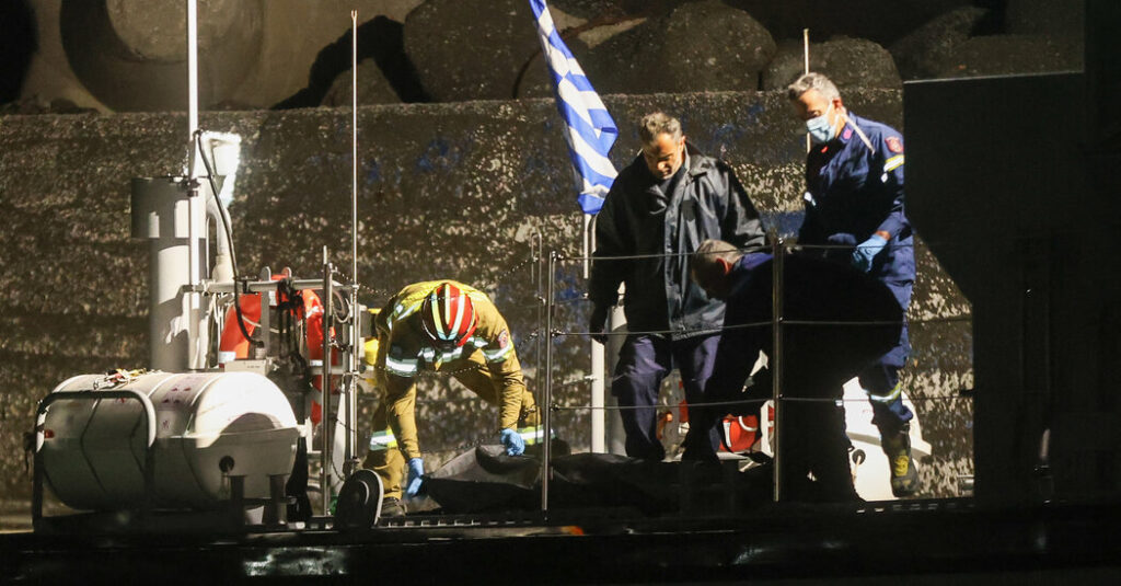 At Least 17 Migrants Die in Greece’s Worst Shipwreck in Two Years