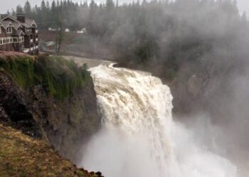 Potent Storm Is Expected to Drench the Pacific Northwest