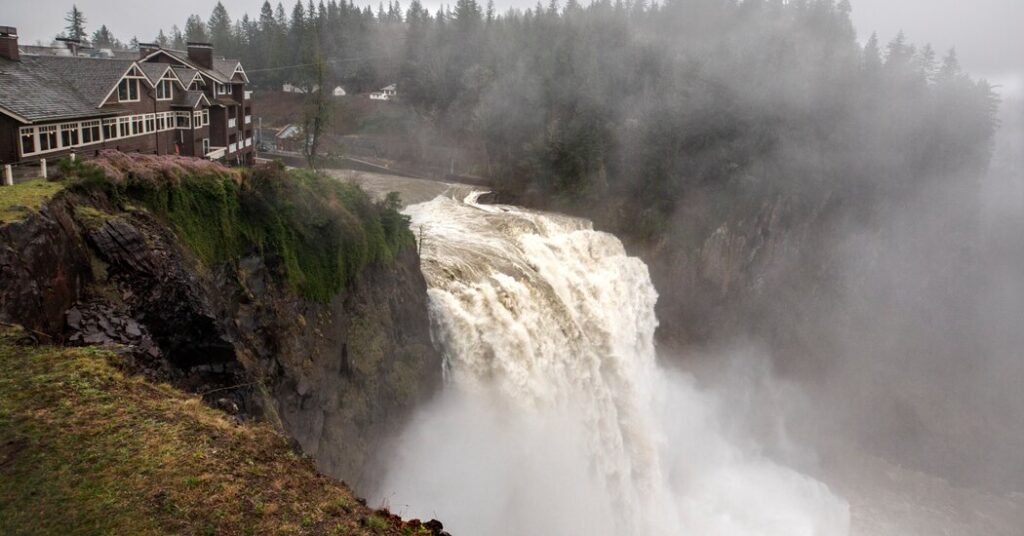 Potent Storm Is Expected to Drench the Pacific Northwest