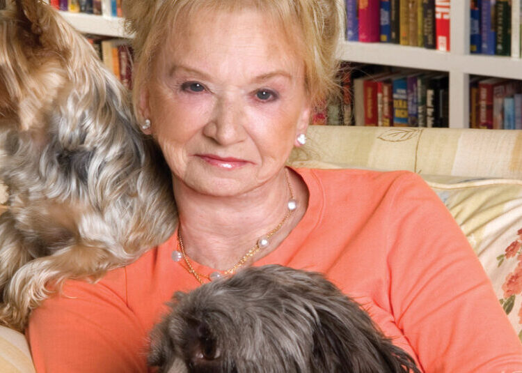 Fern Michaels, Prolific Author of Romance Novels, Dies at 92