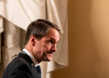 Democrats Call for Releasing Classified Video of Deadly Boat Attacks