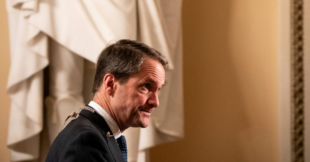 Democrats Call for Releasing Classified Video of Deadly Boat Attacks