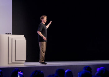 Instagram and Facebook Users in Europe Get Option of Sharing Less Data