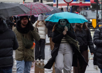 Heavy Rain and Strong Winds Could Disrupt Travel Across Ireland and Britain