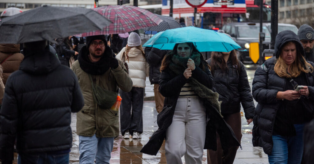 Heavy Rain and Strong Winds Could Disrupt Travel Across Ireland and Britain