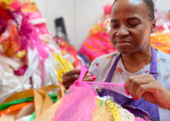 With Colorful Sculptures, Artist With a Learning Disability Wins the Turner Prize