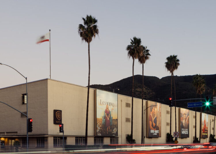 Asserting a Personal Role in Warner Bros. Battle, Trump Expands His Powers Again