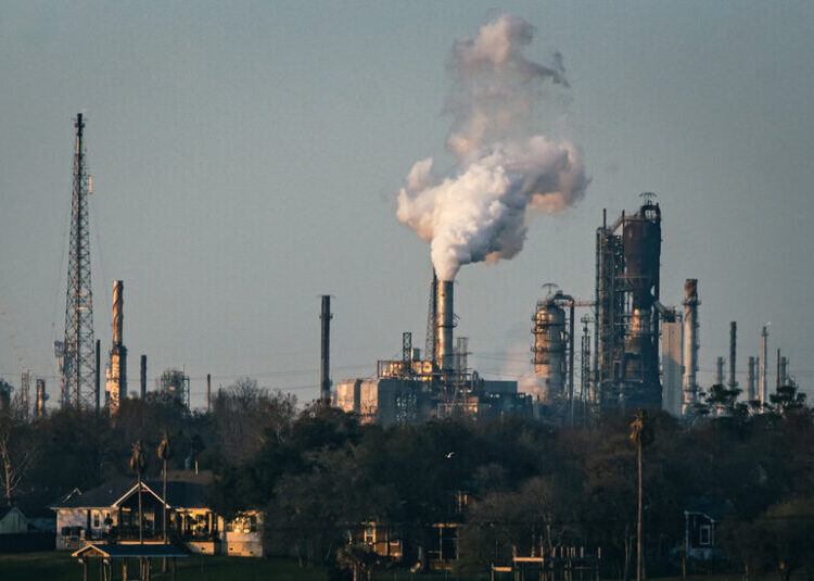 Starting With Formaldehyde, Trump Administration Reassesses Chemical Risks