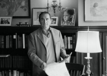 Arthur L. Carter, 93, Dies; Investment Banker Founded a Cheeky Newspaper