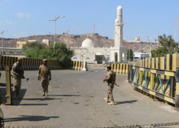 Yemeni Separatists Set Sights on Houthi-Controlled Capital