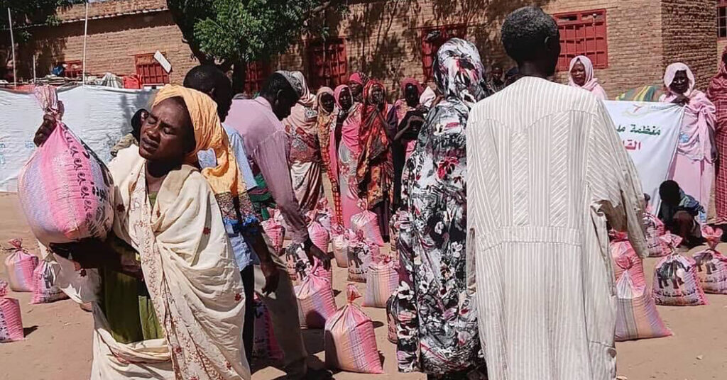 A Trickle of Aid Reaches a Captured, War-Ravaged City in Sudan