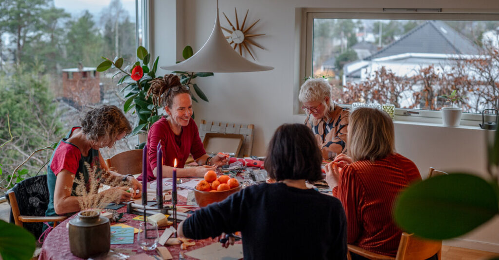 With Dreadlocks and Yoga, Oslo’s Bishop Practices an Atypical Evangelism
