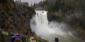 Pacific Northwest Faces Some of Its Worst Flooding in Decades This Week