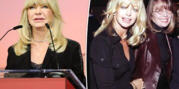 Goldie Hawn breaks down in tears during emotional tribute to Diane Keaton: ‘She can’t be gone’