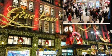 Tourist stabbed by crazed homeless woman inside Macy’s Herald Square was changing her baby: sources