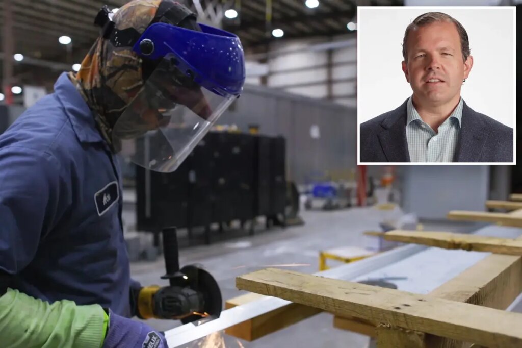 Louisiana boss hands workers $240M in bonuses after selling his company for $1.7B