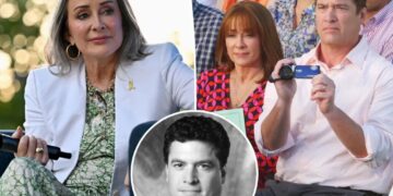 Patricia Heaton mourns ‘The Middle’ co-star Pat Finn after his death at 60