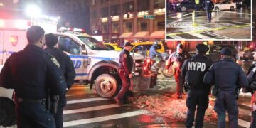 27-year-old in critical condition after being shot in chest in Midtown Manhattan, shooter at-large