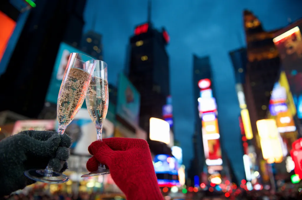 New Year's Eve will see frigid weather in NYC. 