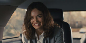 ‘Ella McCay’ Review: Right Girl, Wrong Time