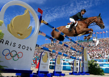 A Rule Disqualified Equestrians Who Bloodied Their Horses. Top Riders Fought It.