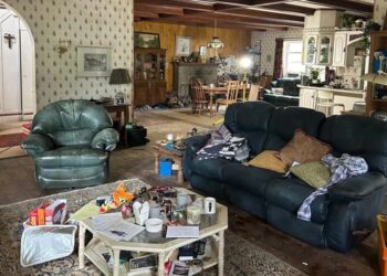 ‘Bugonia’ Production Designer Takes Us Inside the Conspiracy Bunker