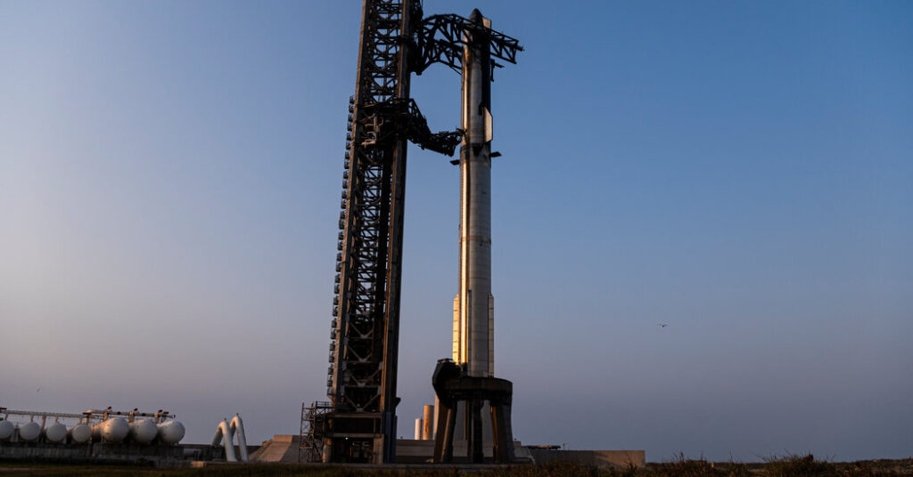 Elon Musk’s SpaceX Valued at $800 Billion, as It Prepares to Go Public