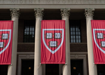 Harvard Secretly Investigates Students Over Larry Summers Video on Epstein