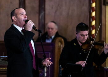 Hanukkah Concerts With Israeli Military Cantor Raise Outcry in Amsterdam