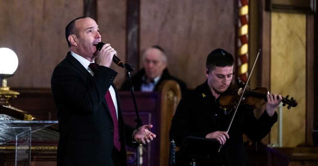 Hanukkah Concerts With Israeli Military Cantor Raise Outcry in Amsterdam