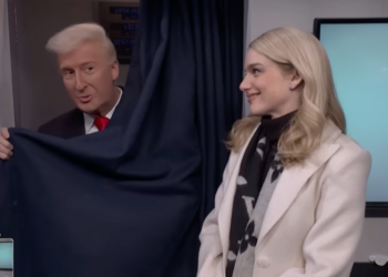 On ‘Saturday Night Live,’ President Trump Blows Up a Familiar Sleigh