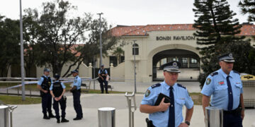Suspects in Bondi Beach Terror Attack Identified as Father and Son