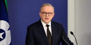 Australian Leaders Promise to Tighten Gun Laws After Bondi Beach Attack