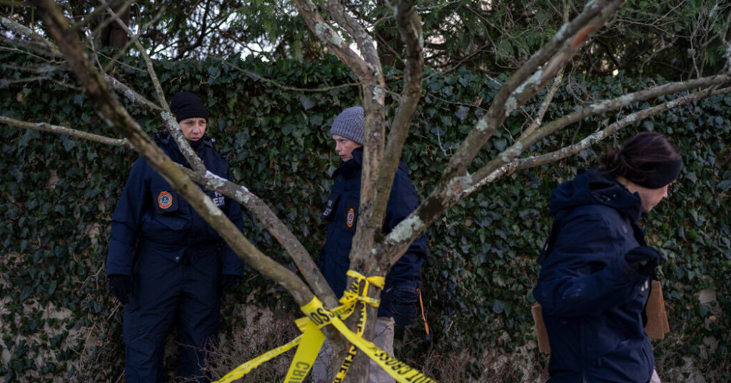 ‘Everyone’s on Edge’: Days After a Deadly Shooting, a Community Is in a Standstill