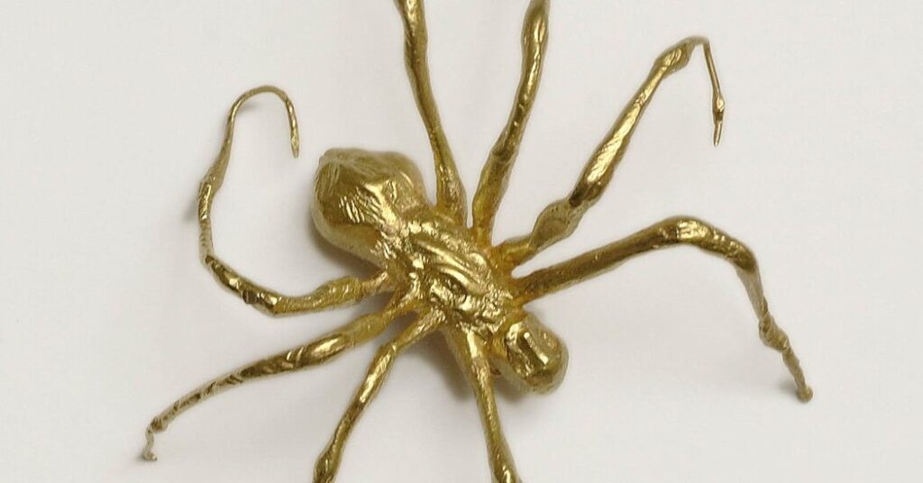 Exhibition Highlights Jewelry by 45 Female Artists