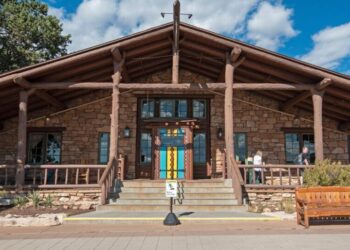 Grand Canyon Hotels to Reopen After Unexpected 11-Day Closure