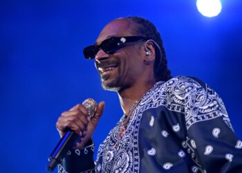 Snoop Dogg Is Headlining the Lions vs. Vikings Christmas Day Halftime Show, and He’s Bringing Some Special Guests