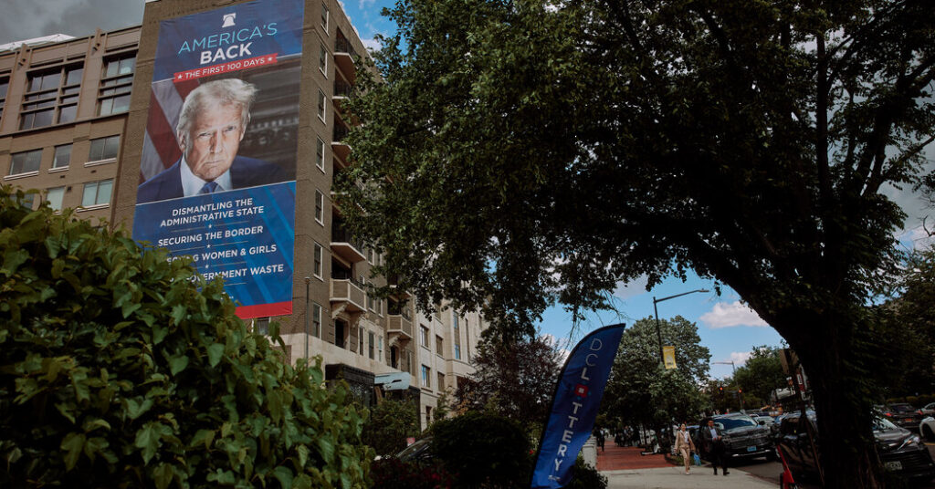 Two More Heritage Foundation Trustees Resign Over Support for Tucker Carlson