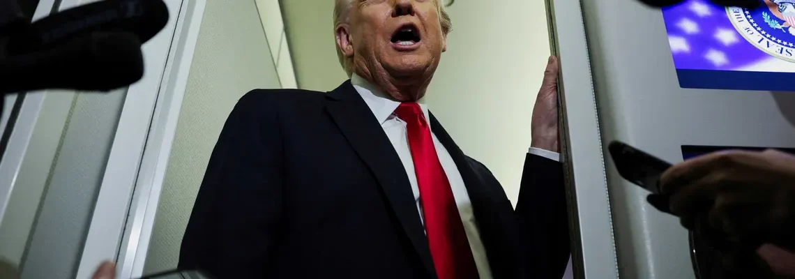 Trump makes futile effort to delete typo-filled ‘traitors’ rant