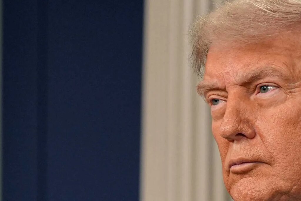 Judge delivers fresh blow by booting another Trump lawyer from post