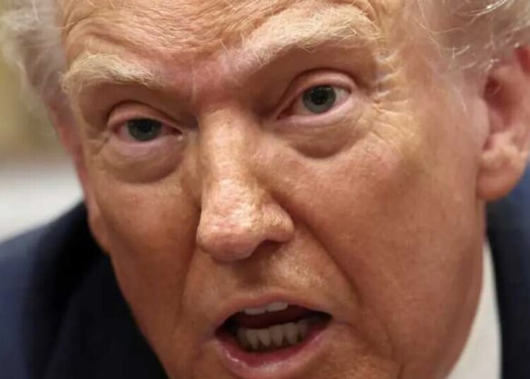 GOP in ‘freefall’ as deep red candidate hides association with ‘toxic’ Trump: analyst