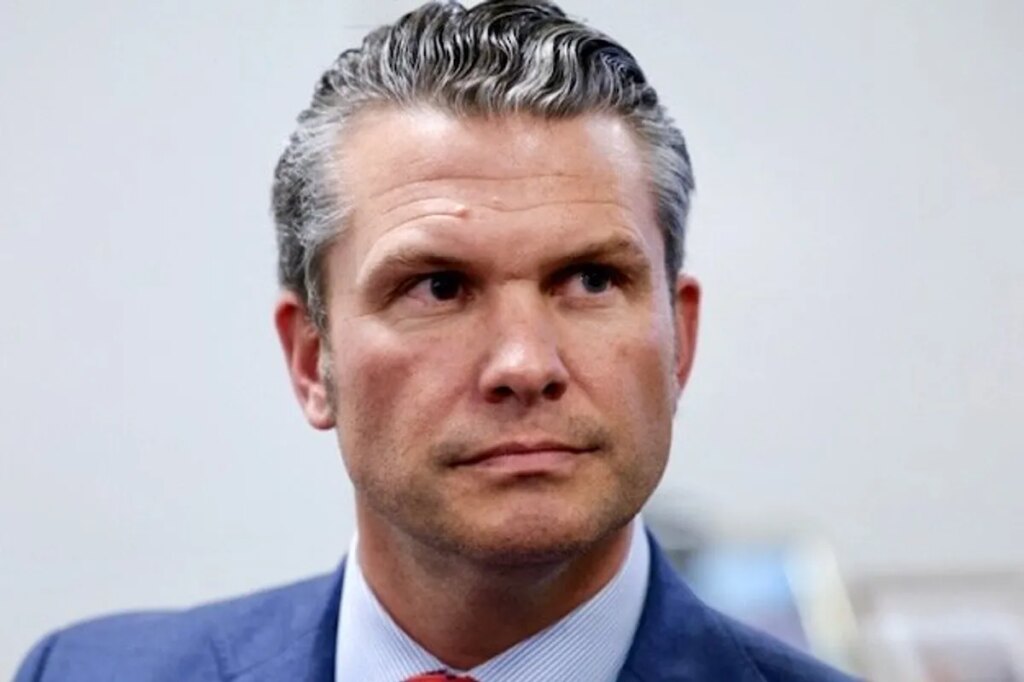 Hegseth just sent a ‘chilling signal’ to the Defense Department: senator