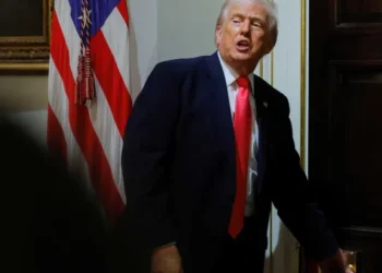 Trump rages at ‘sleazebag’ governor for refusing to free ‘elderly’ MAGA acolyte