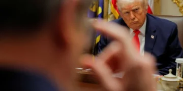 ‘We have started to see cracks’: Dem senator spills about GOP’s Hegseth ‘nervousness’