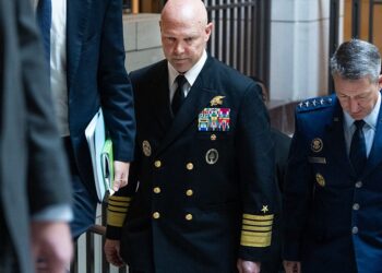 ‘One of the Most Troubling Things I’ve Seen’: Lawmakers Briefed by Admiral Who Ordered Attack That Killed Boat Strike Survivors